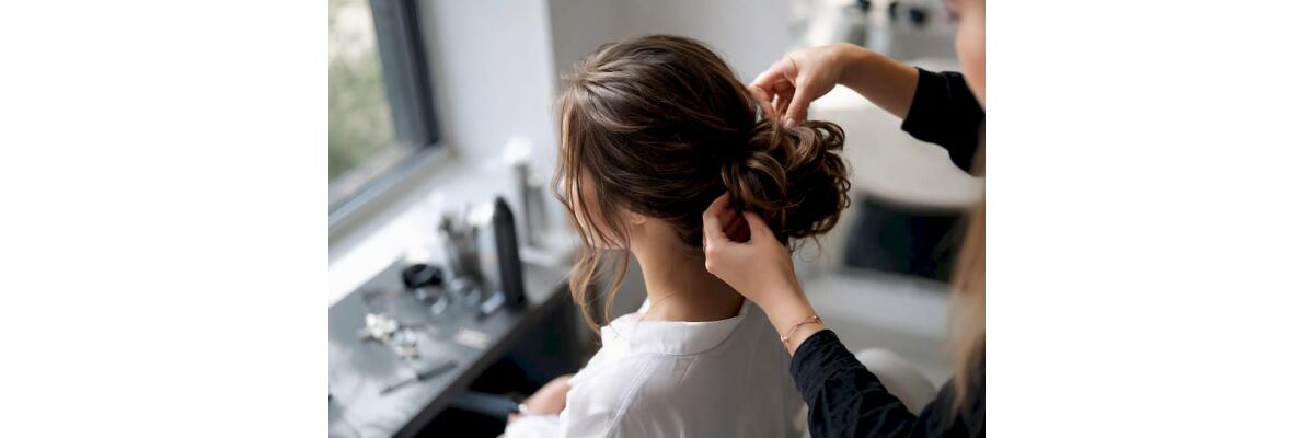 7 Abiballfrisuren: 3 Anleitungen zum Nachstylen und Salontipps - 7 Abiballfrisuren: 3 Anleitungen zum Nachstylen und Salontipps